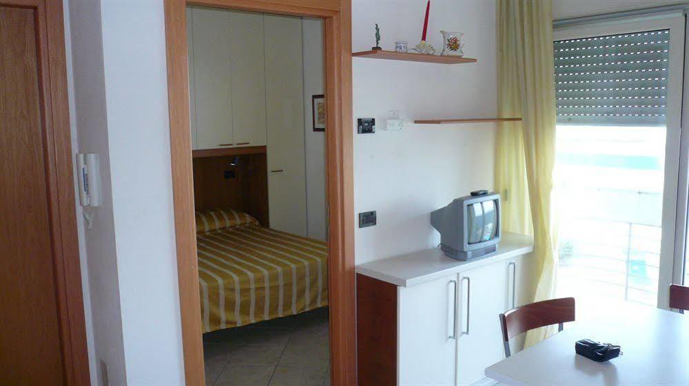 Residence Moderno Lido Di Savio Extérieur photo
